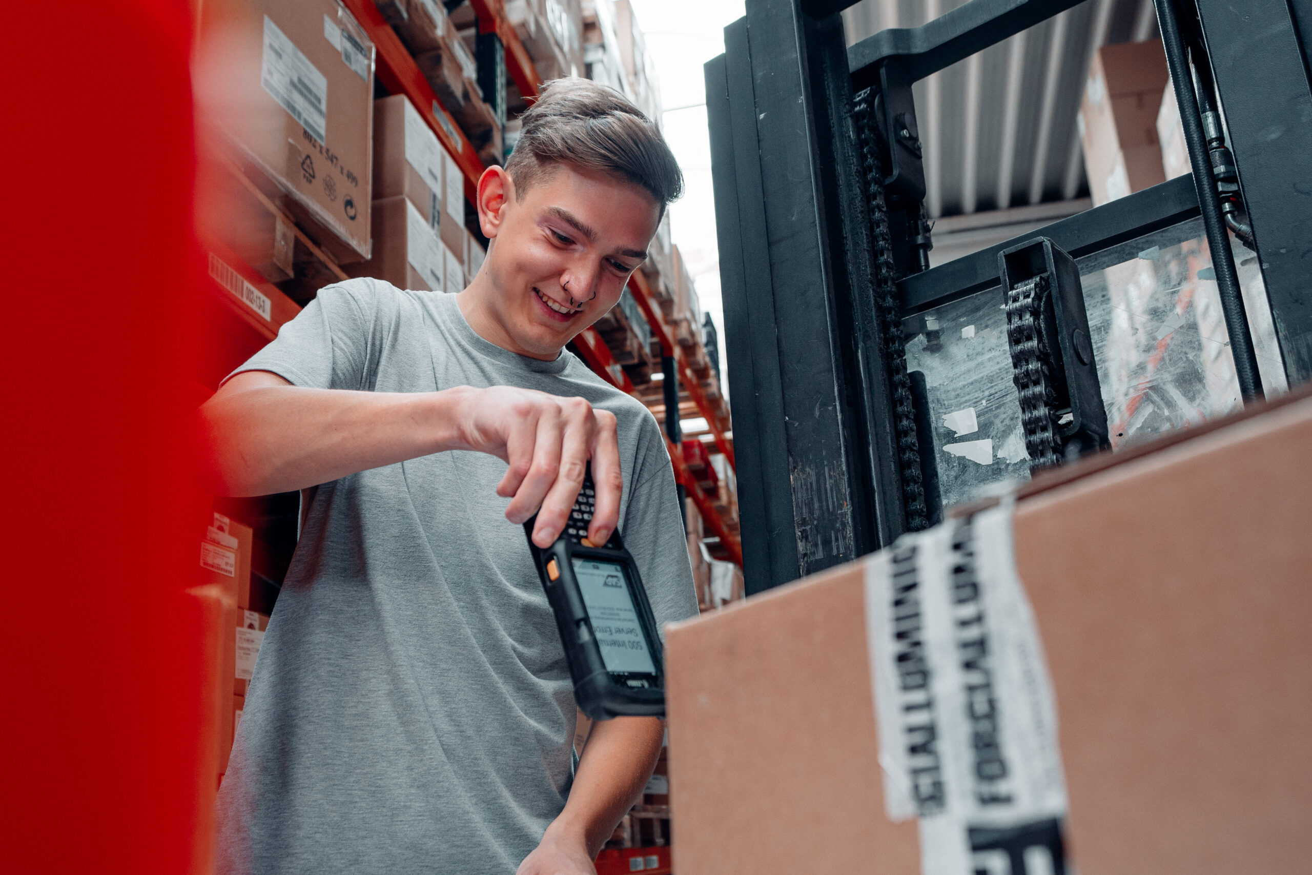 FREIGHT FORWARDING LOGISTICS CLERK